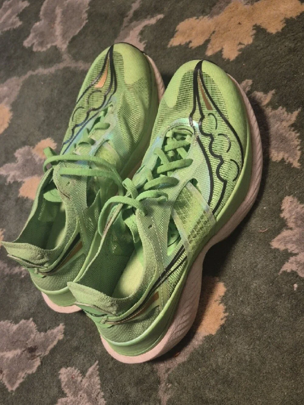 Saucony Light Green Women's Running Sneakers